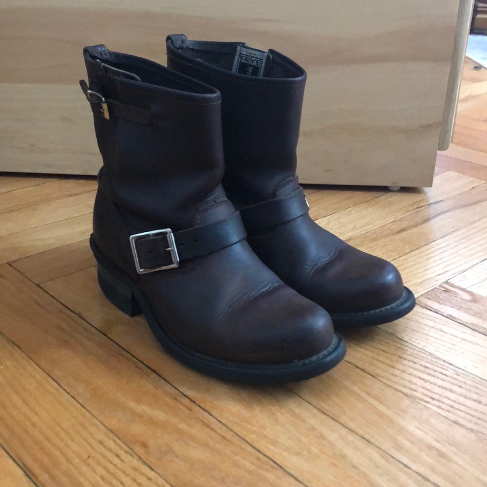 Frye Engineer 8R Boots, Size 6M